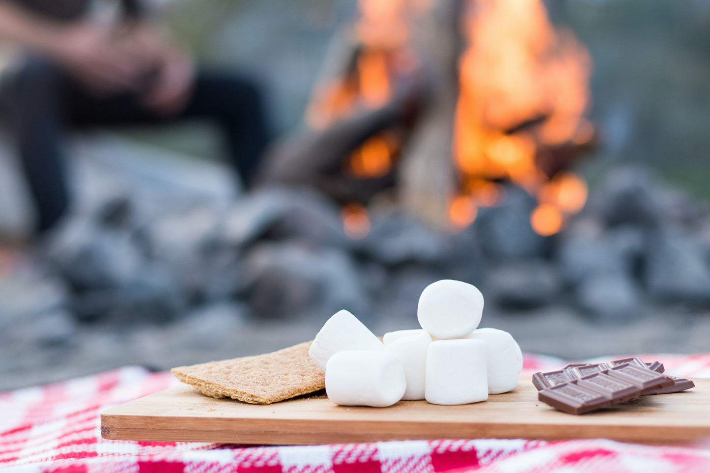 date night box, camp date night box, date night ideas, couple gift, husband wife gift, date night box, camping kit, s'more kit, s'more at home, smore gift set, camp gift set